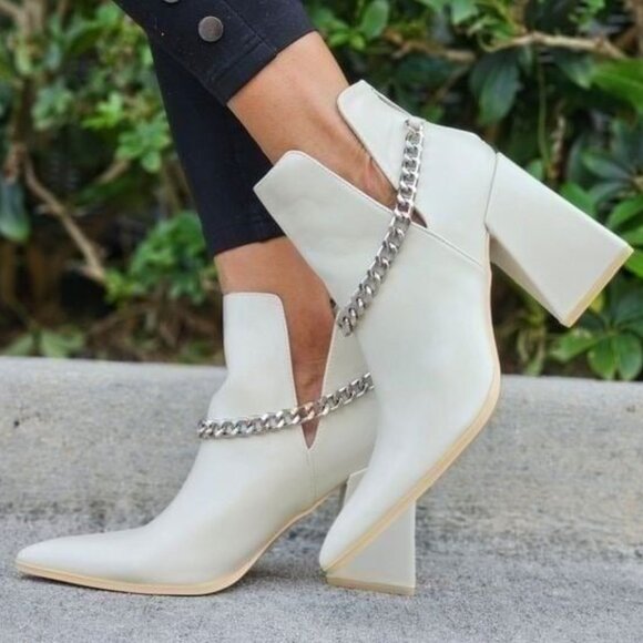 Women's Block Heel Chelsea‎ Boots Off White Color - Picture 1 of 5